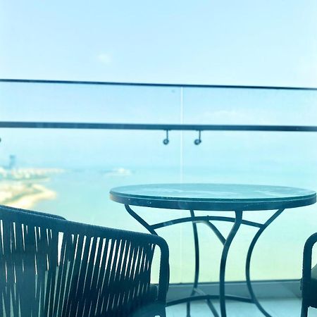 A La Carte Ha Long Apartment By The Beach Dış mekan fotoğraf