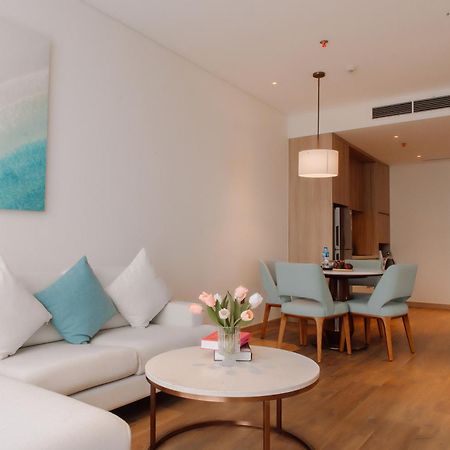 A La Carte Ha Long Apartment By The Beach Dış mekan fotoğraf