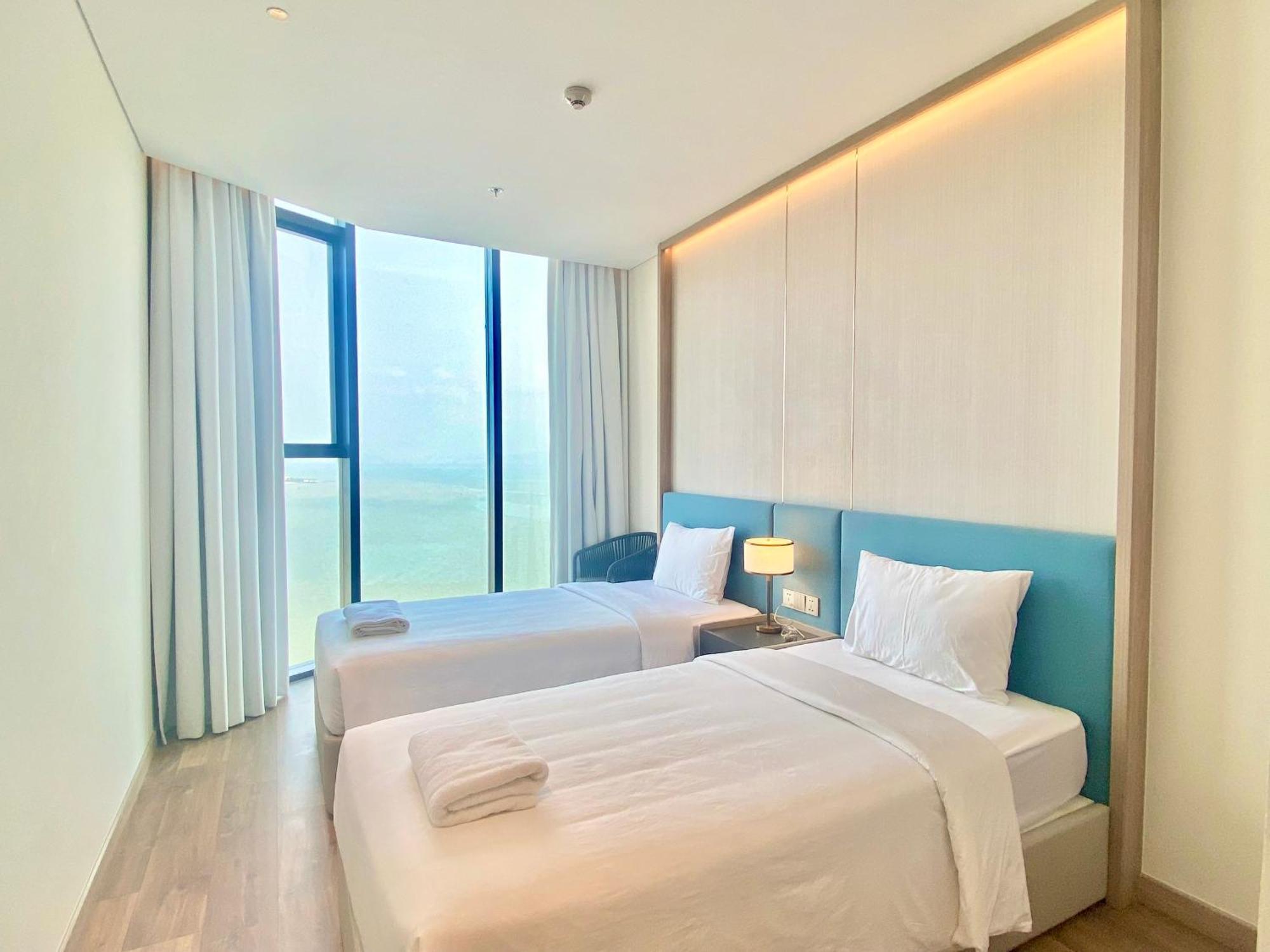 A La Carte Ha Long Apartment By The Beach Dış mekan fotoğraf