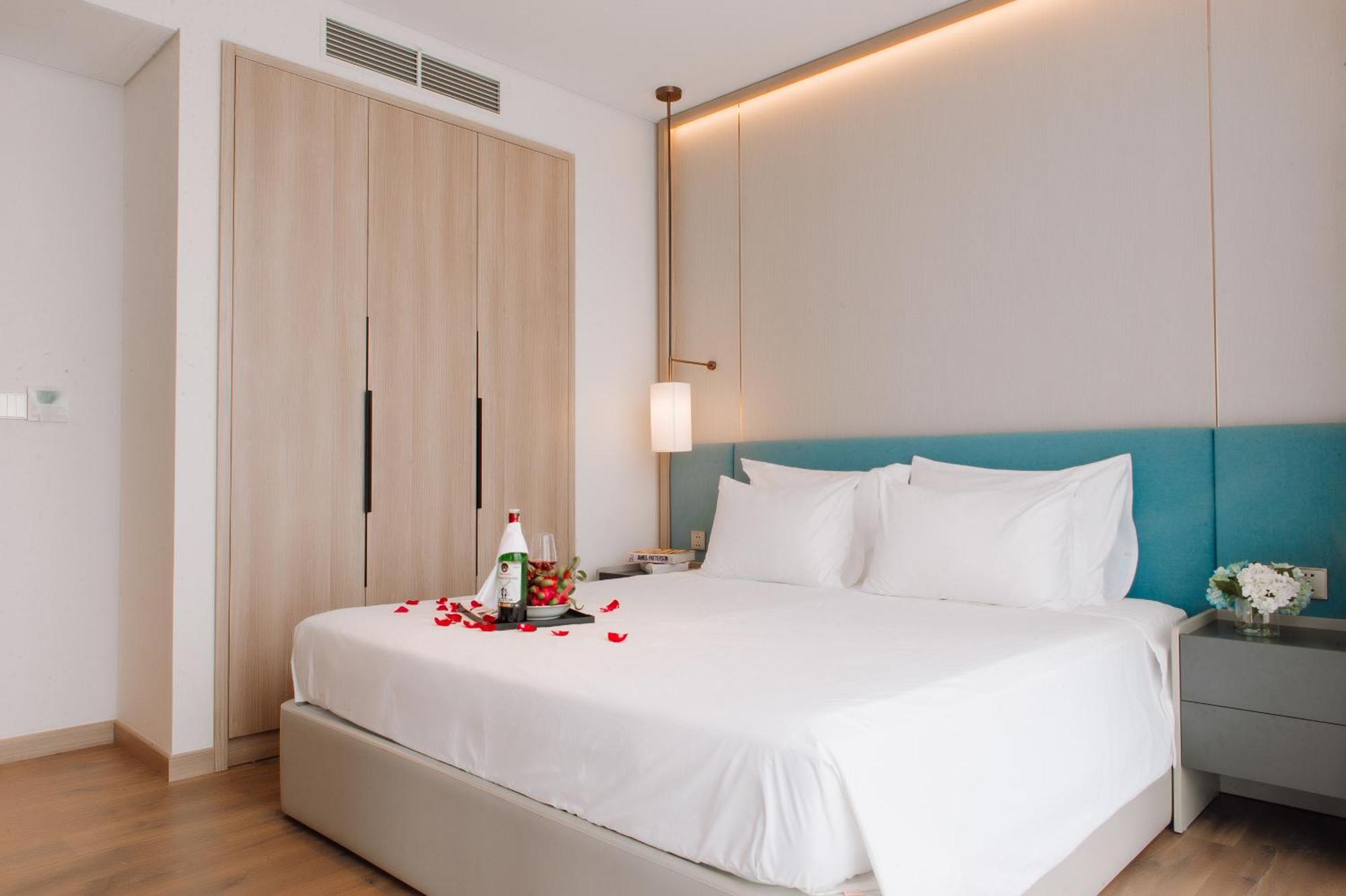 A La Carte Ha Long Apartment By The Beach Dış mekan fotoğraf