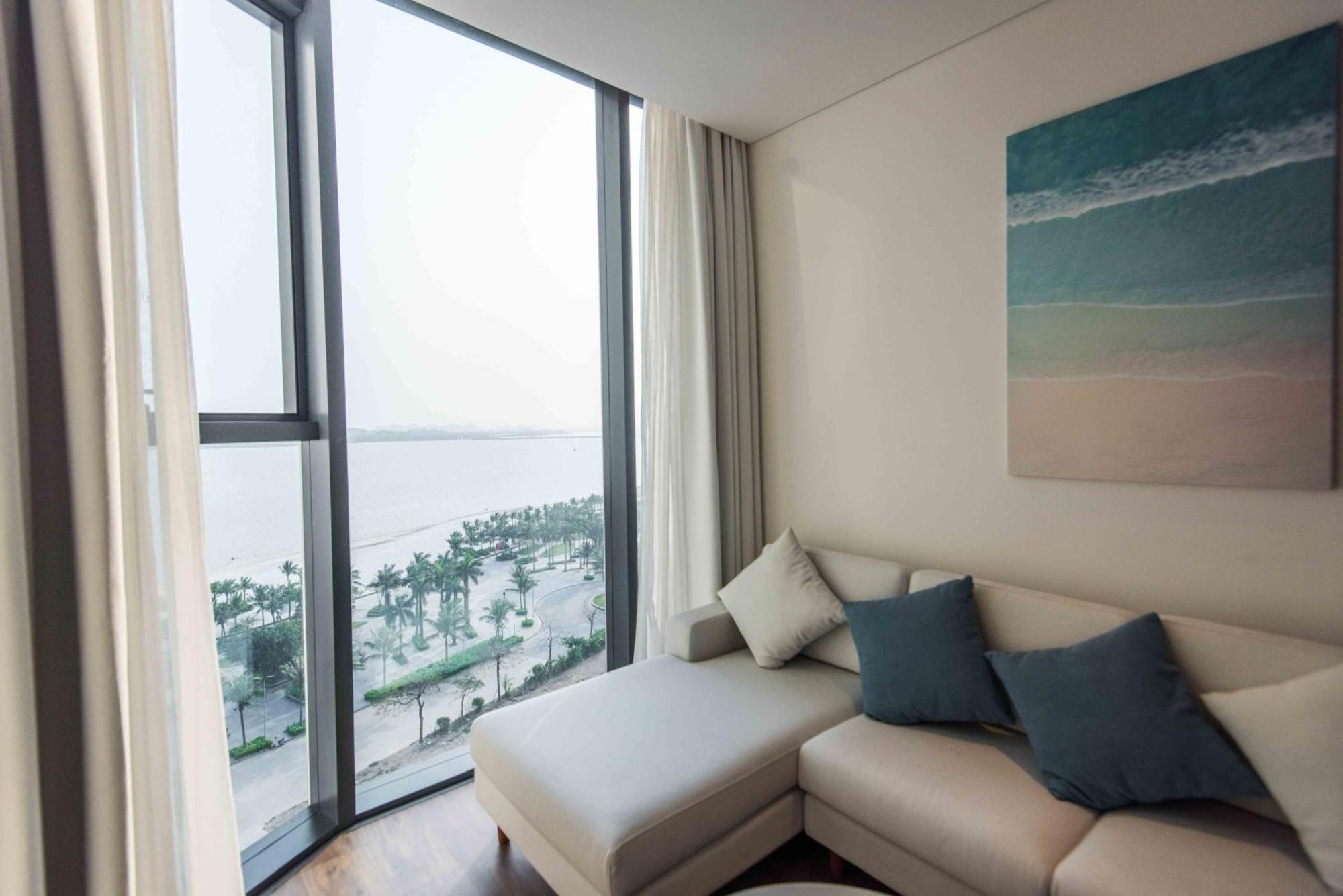 A La Carte Ha Long Apartment By The Beach Dış mekan fotoğraf