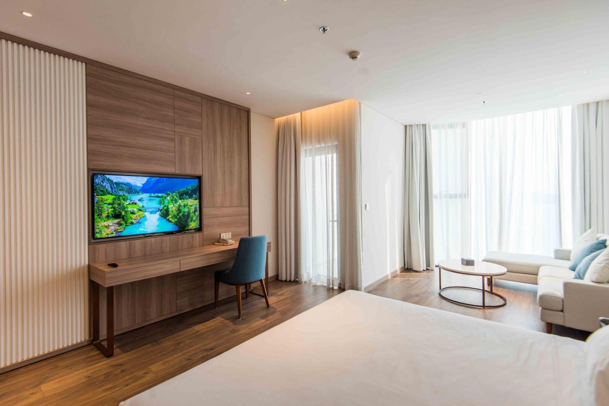 A La Carte Ha Long Apartment By The Beach Dış mekan fotoğraf